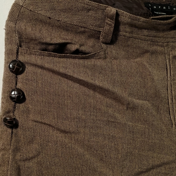 Parallel Capri pants - Picture 3 of 13